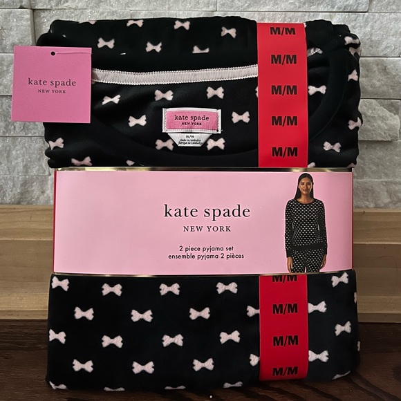 Kate Spade 2pc Velour Pyjama Set - Picture 2 of 5
